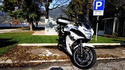 Yamaha XJ6 Diversion F (2010 - 16) usata