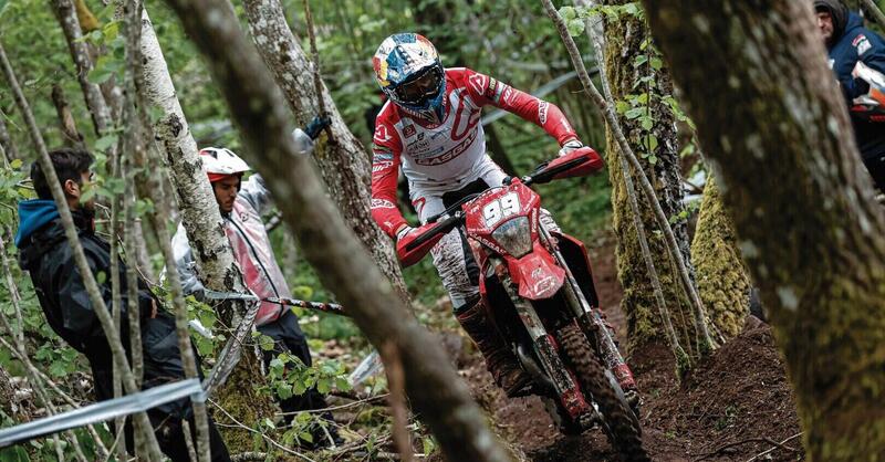 Enduro. Assoluti #8. D2. Bis di Verona. Ancora duello con Pichon. Elgari e Pavoni Campioni 