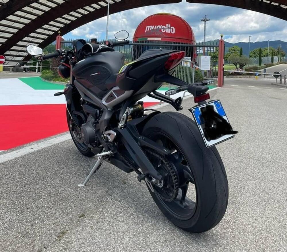 Triumph Street Triple RS (2020 - 22) (8)
