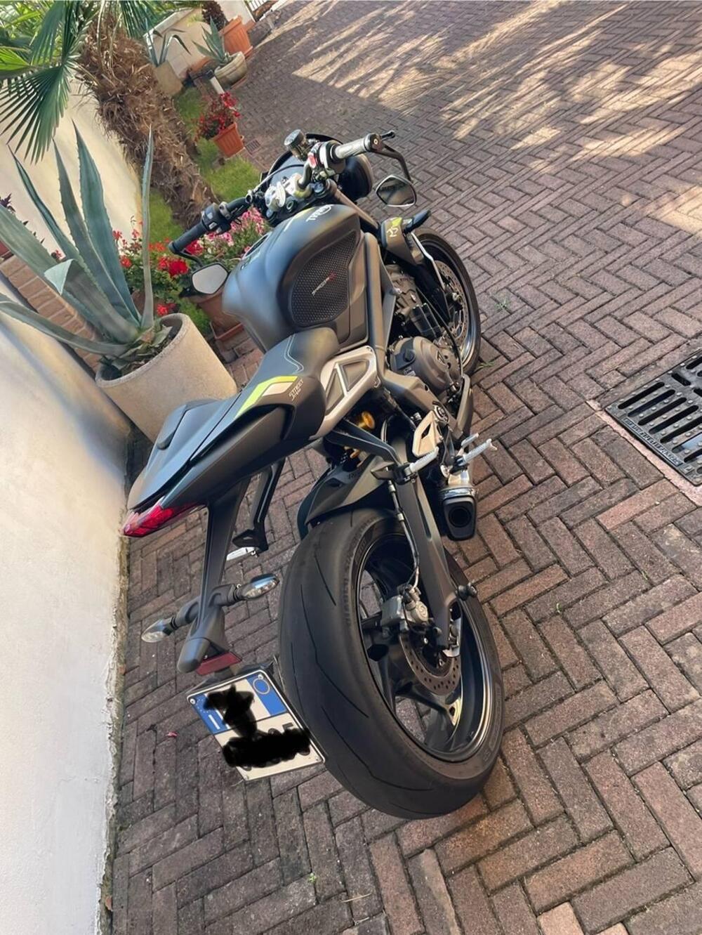 Triumph Street Triple RS (2020 - 22) (10)