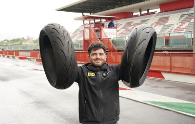 Test gomme moto. Michelin Power 6 vs Power GP2: quale scelgo? [VIDEO &amp; GALLERY]