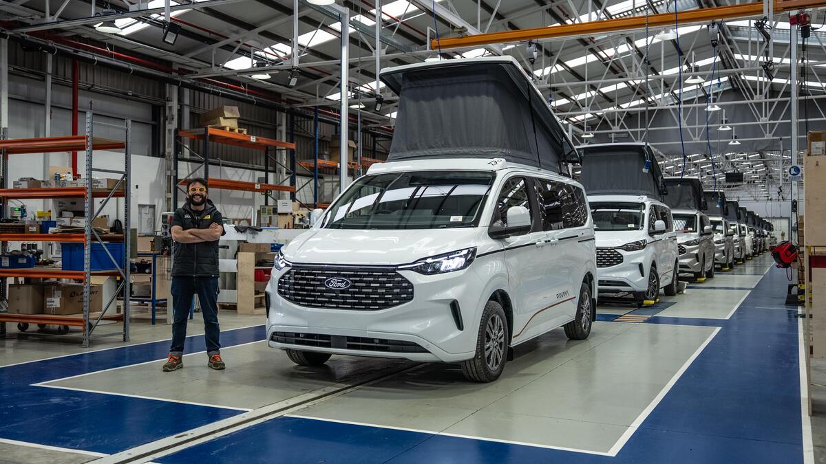 Come nasce un van? Da furgone a mini camper (Fabbrica PANAMA) [VIDEO]