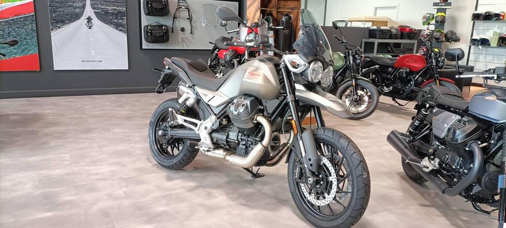 Moto Guzzi V85 Strada (2024 - 26) (2)