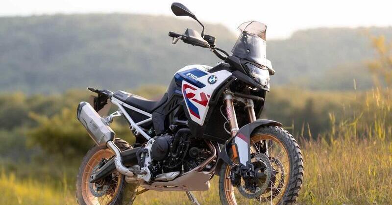 BMW F 900 GS 2025: rispondiamo alle vostre domande [VIDEO]