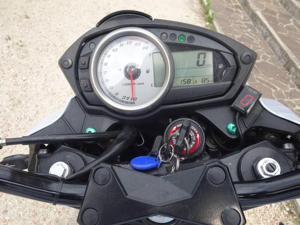 Kawasaki Z 750 (2007 - 14) (11)