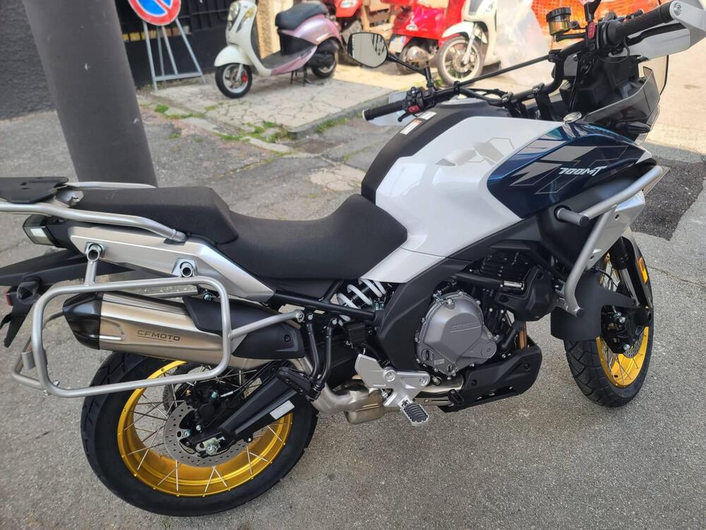 CFMOTO 700MT Adventure (2025) (7)