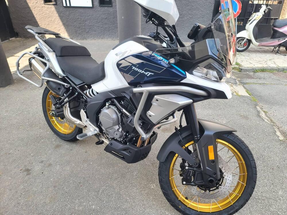 CFMOTO 700MT Adventure (2025) (5)