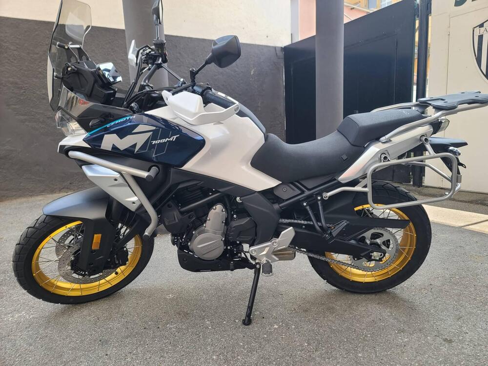 CFMOTO 700MT Adventure (2025) (4)