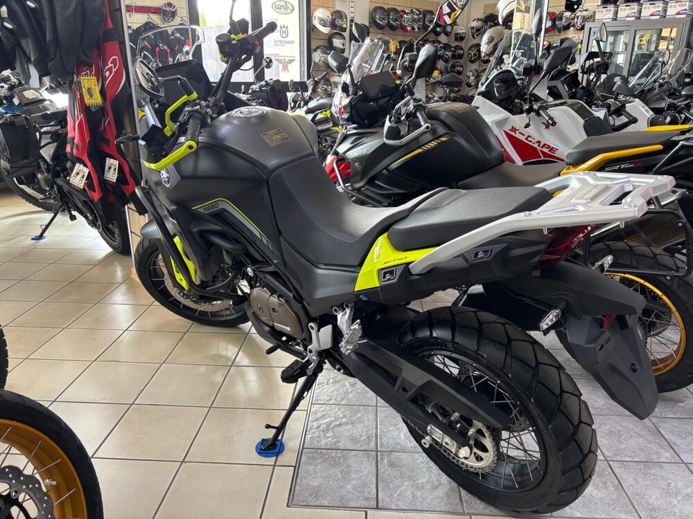 QJ Motor SVT 650 X (2024) (6)