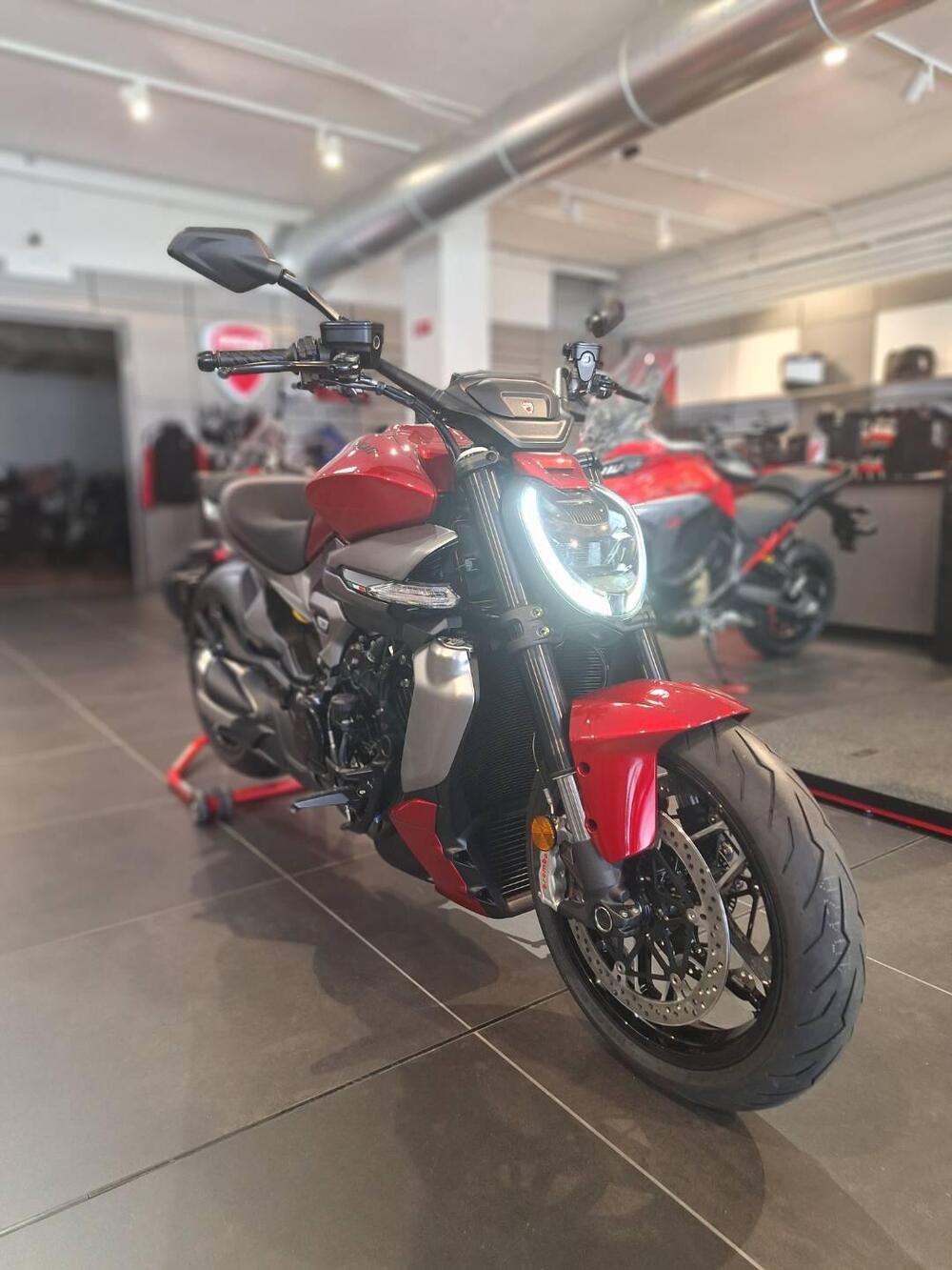 Ducati XDiavel V4 (2025) (2)