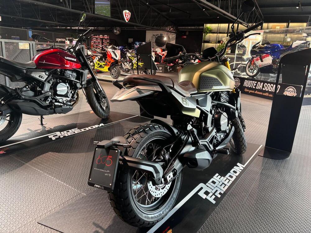 Moto Morini SEIEMMEZZO SCR (2022 - 25) (6)