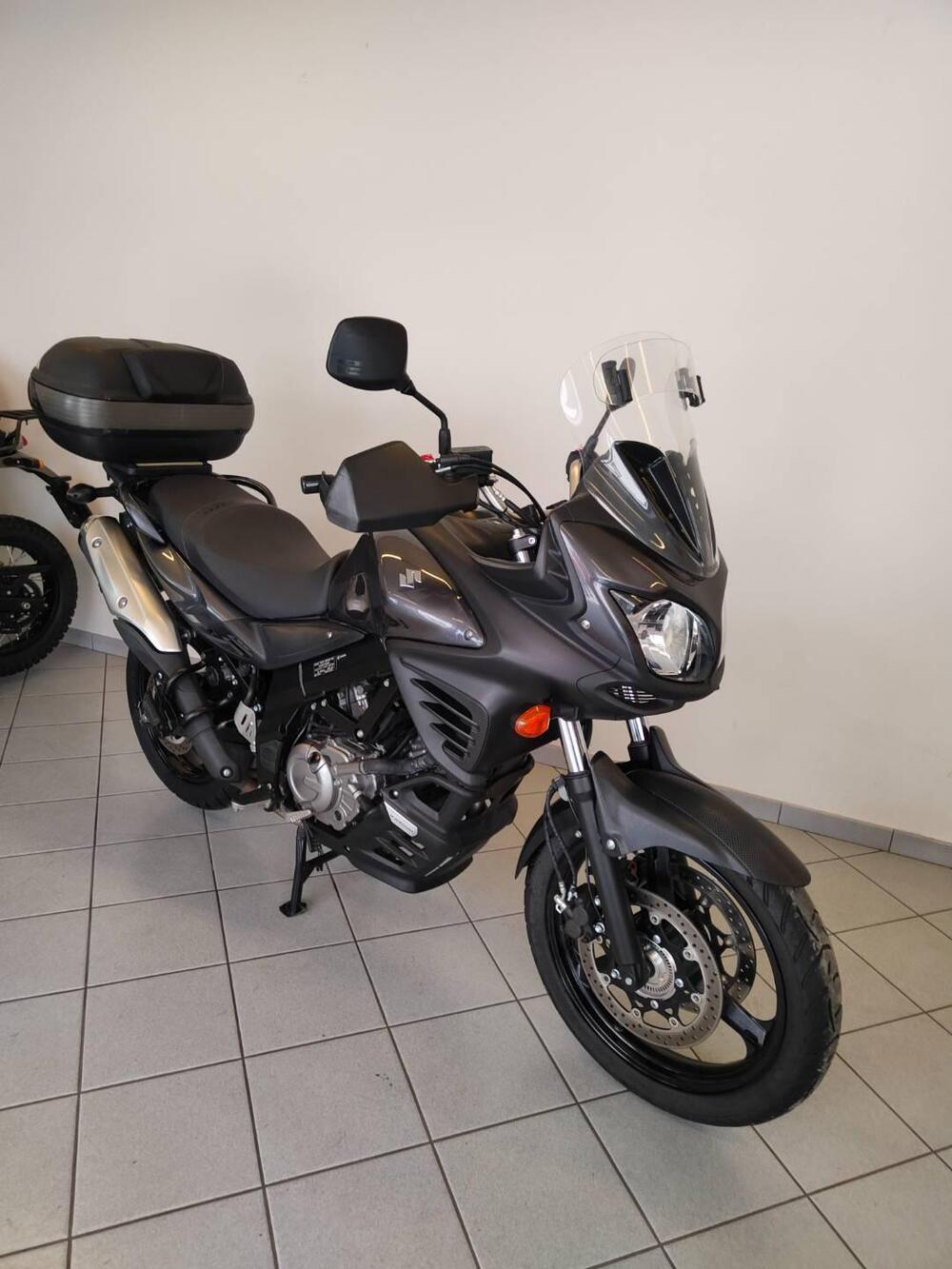 Suzuki V-Strom 650 ABS (2011 - 17) (2)