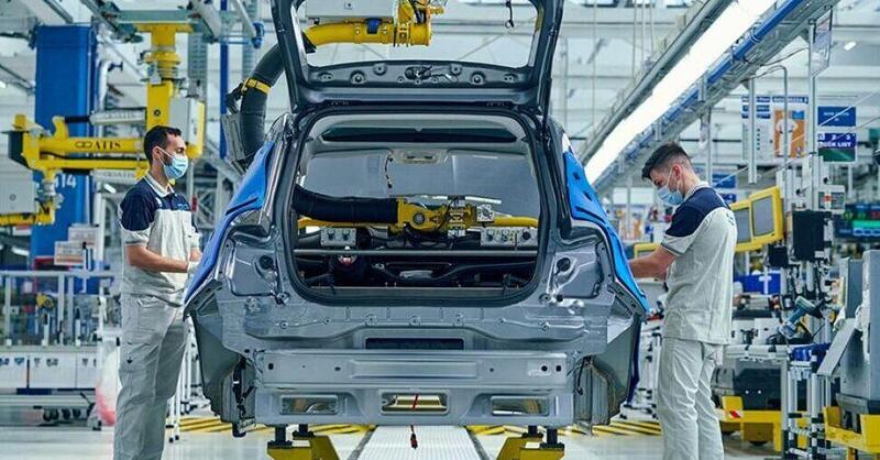 Mirafiori, nuova ondata di uscite volontarie: altri 610 lavoratori lasciano la storica fabbrica torinese