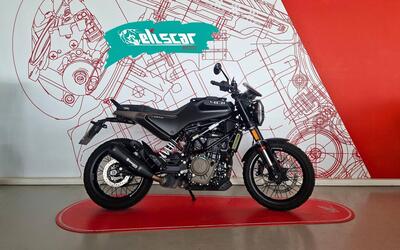 Husqvarna Svartpilen 401 (2021 - 23) usata