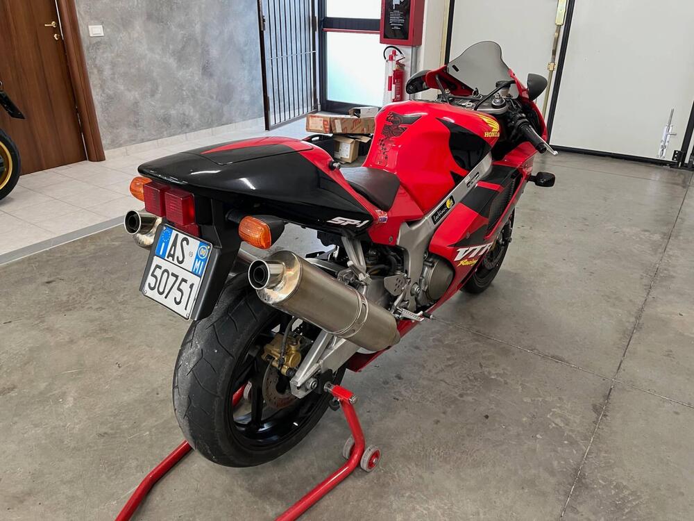 Honda VTR 1000 SP-1 (2000 - 01) (6)