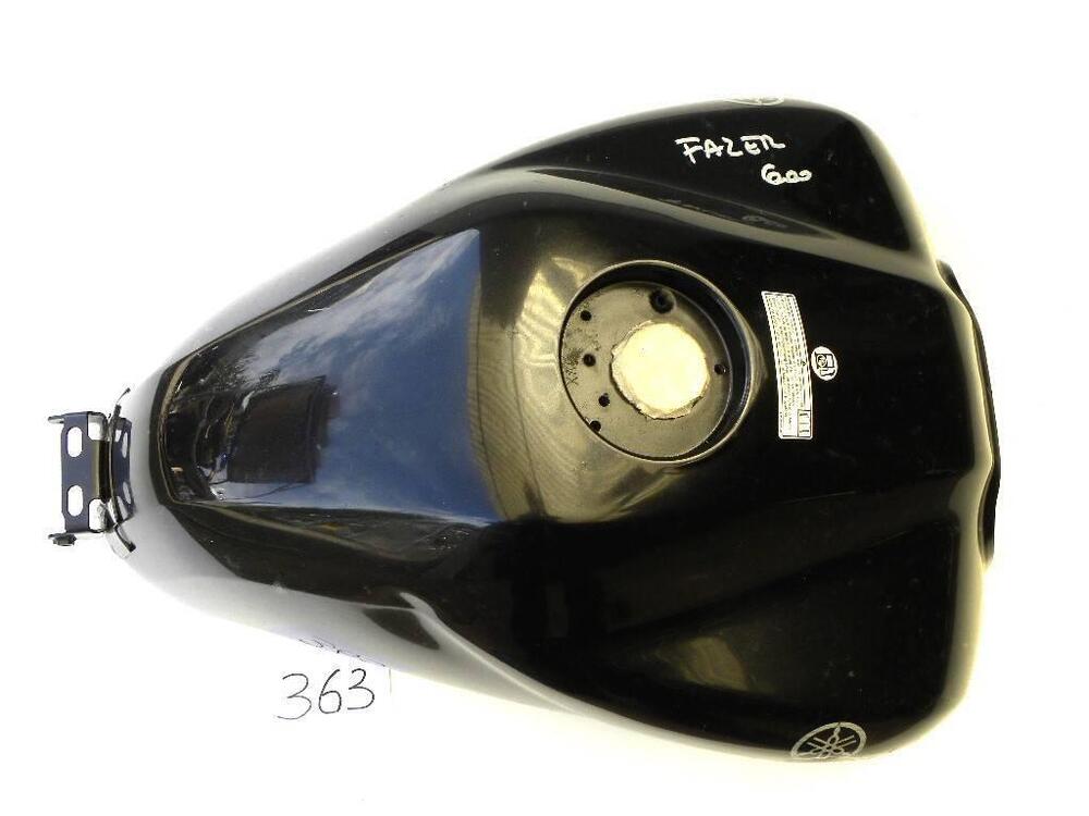 Serbatoio Yamaha FZS 600 Fazer (n. 363) (2)