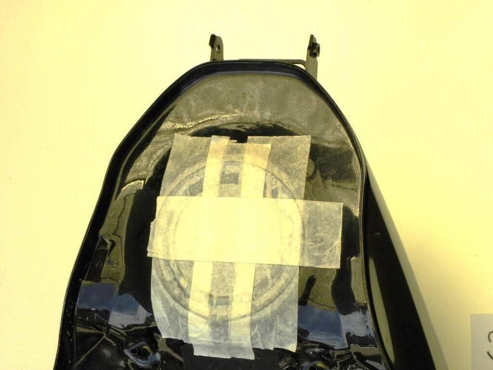 Serbatoio Yamaha FZS 600 Fazer (n. 363) (5)