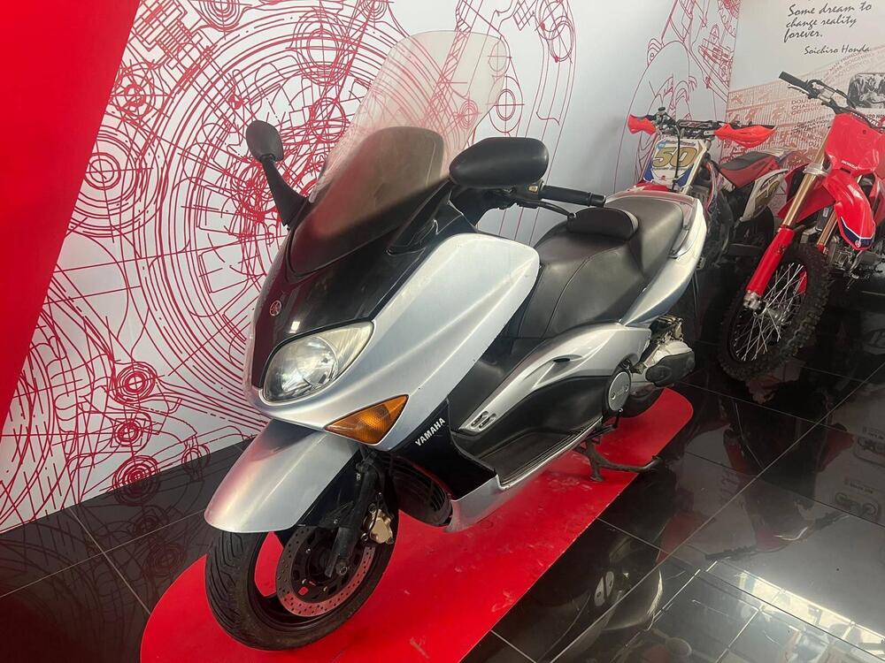 Yamaha T-Max 500 (2001 - 03) (6)