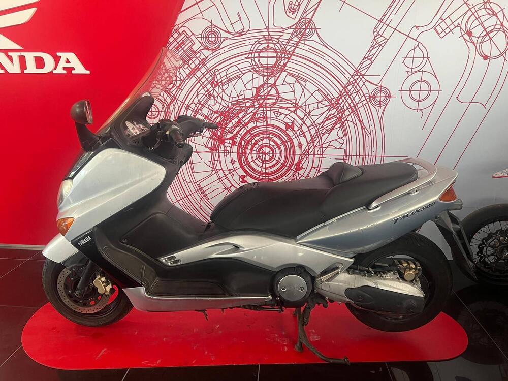 Yamaha T-Max 500 (2001 - 03) (7)