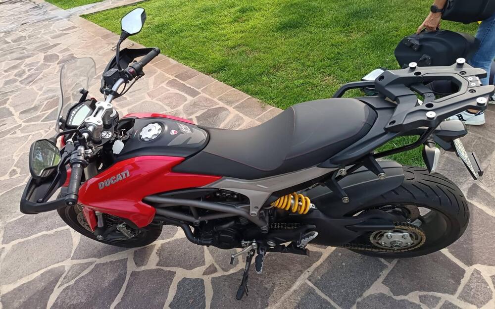 Ducati Hyperstrada 821 (2013 - 15) (4)