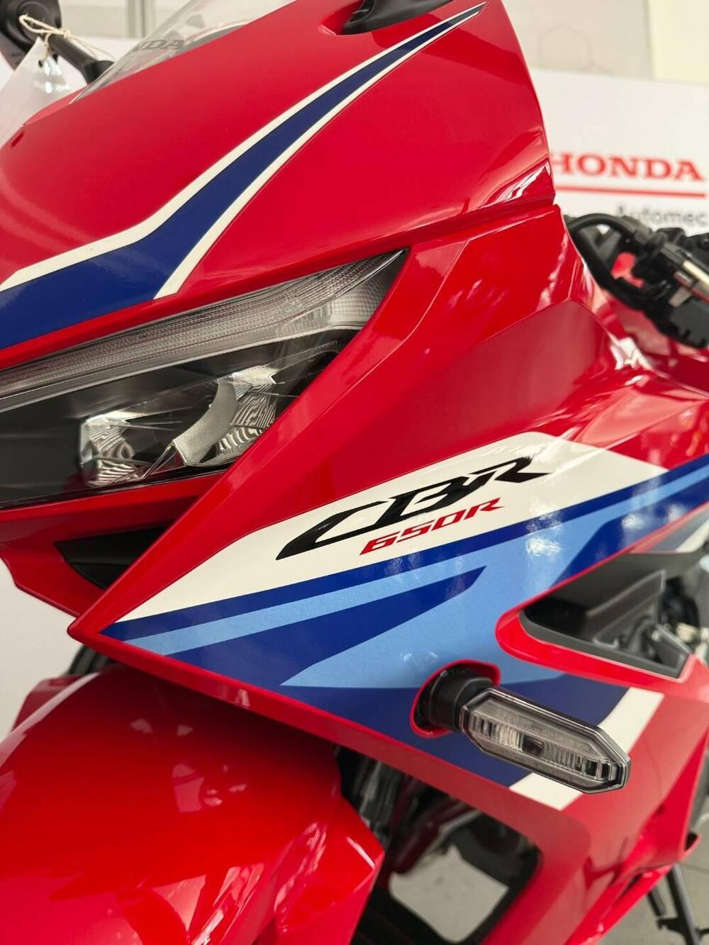 Honda CBR 650 R E-Clutch (2024 - 26) (5)