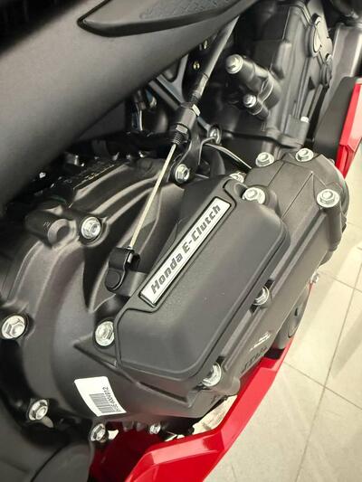 Honda CBR 650 R E-Clutch (2024 - 26) usata