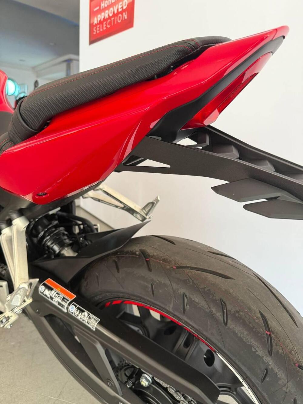 Honda CBR 650 R E-Clutch (2024 - 26) (3)