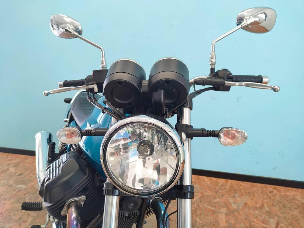 Moto Guzzi V7 III Special (2017 - 20) (15)