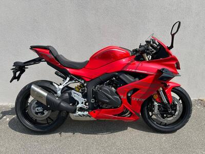 QJ Motor SRK 800 RR (2025) nuova