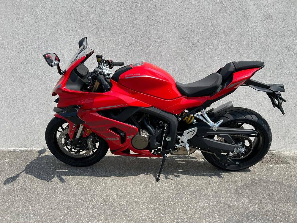 QJ Motor SRK 800 RR (2025 - 26) (4)