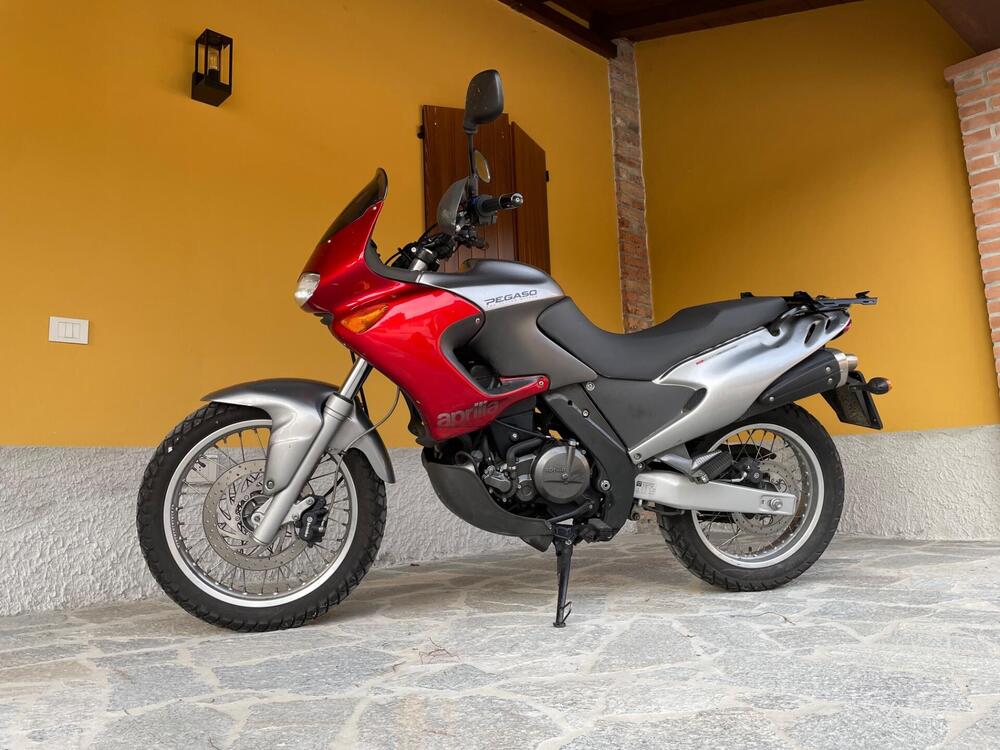 Aprilia Pegaso 650 IE (2003 - 04) (6)