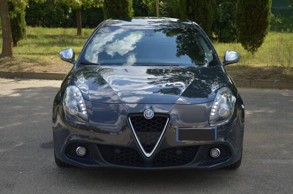 Alfa Romeo Giulietta usata a Firenze (2)