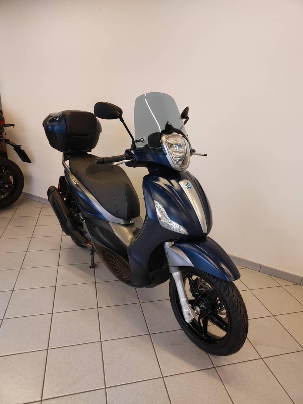 Piaggio Beverly 350 S ABS (2019 - 20) (12)