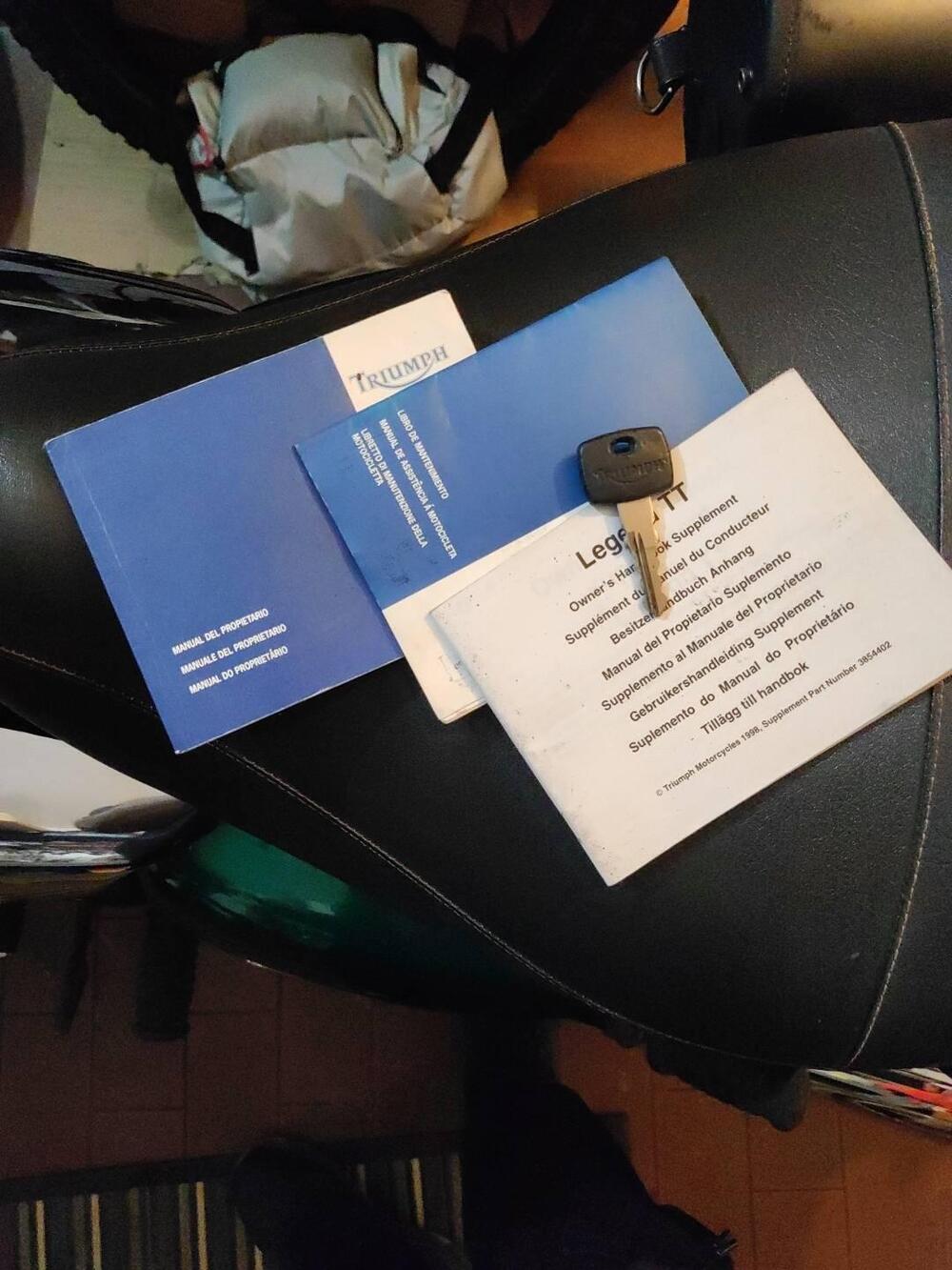 Triumph Legend TT 900 (1998 - 02) (7)