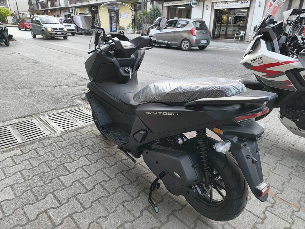 Kymco Skytown 125i (2024 - 26) (5)