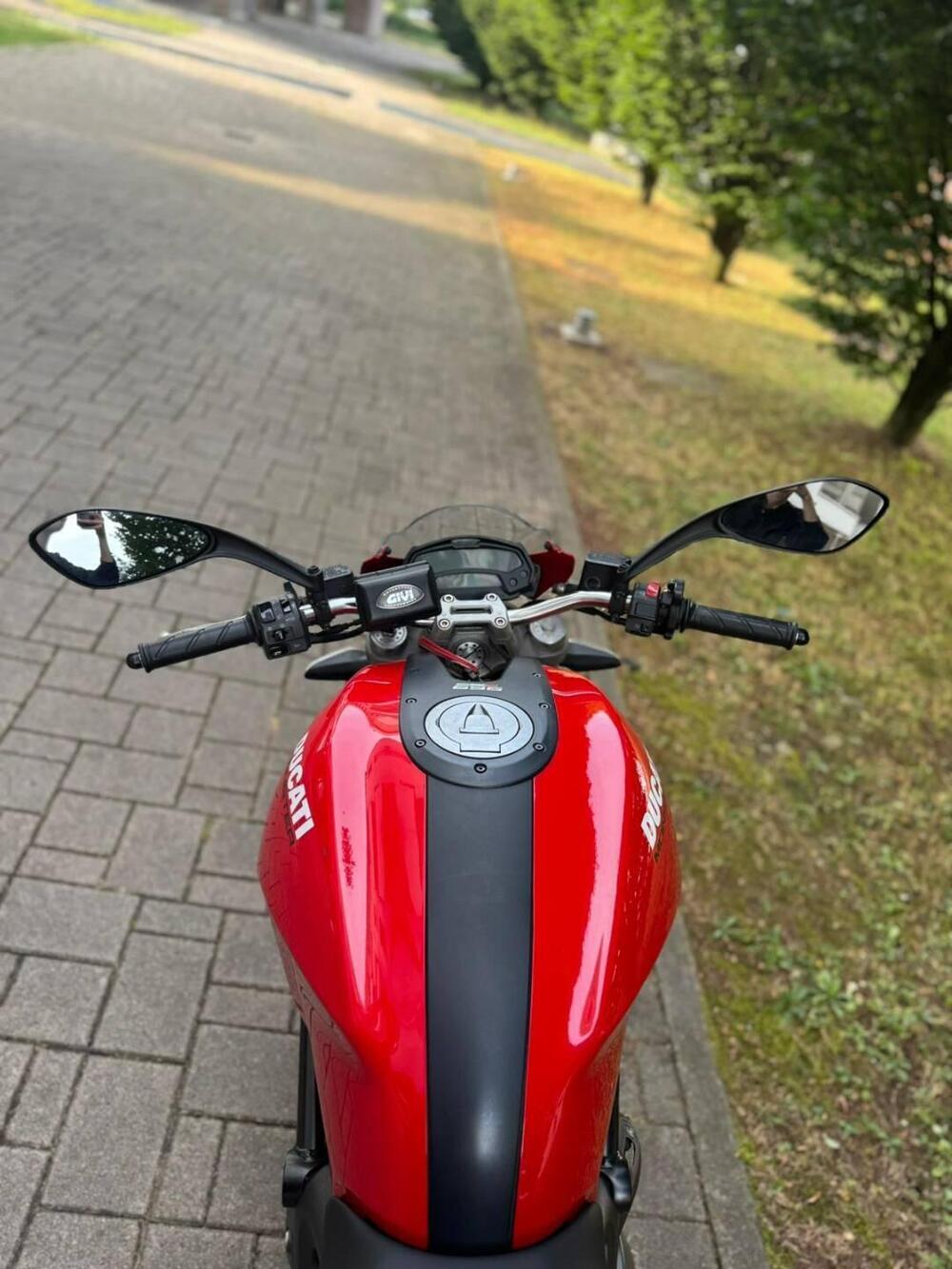 Ducati Monster 696 Plus (2007 - 14) (3)