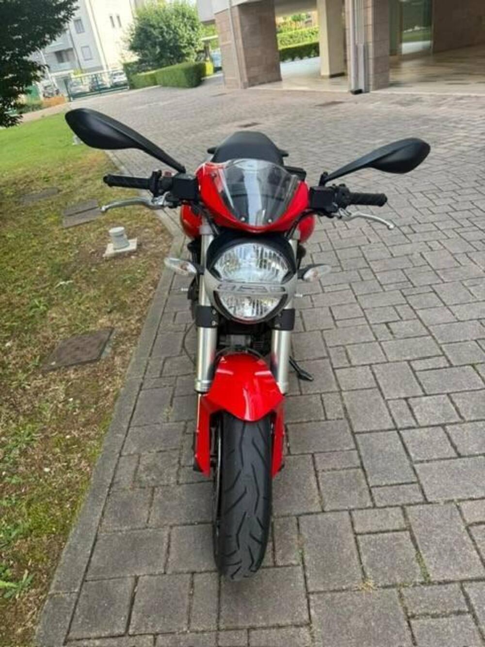 Ducati Monster 696 Plus (2007 - 14) (8)