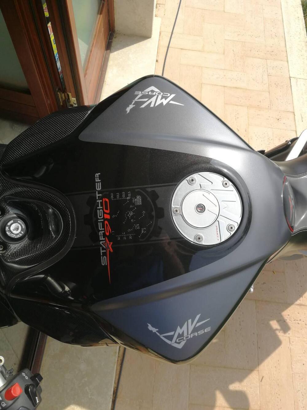 MV Agusta Brutale 910 R (2006 - 11) (3)