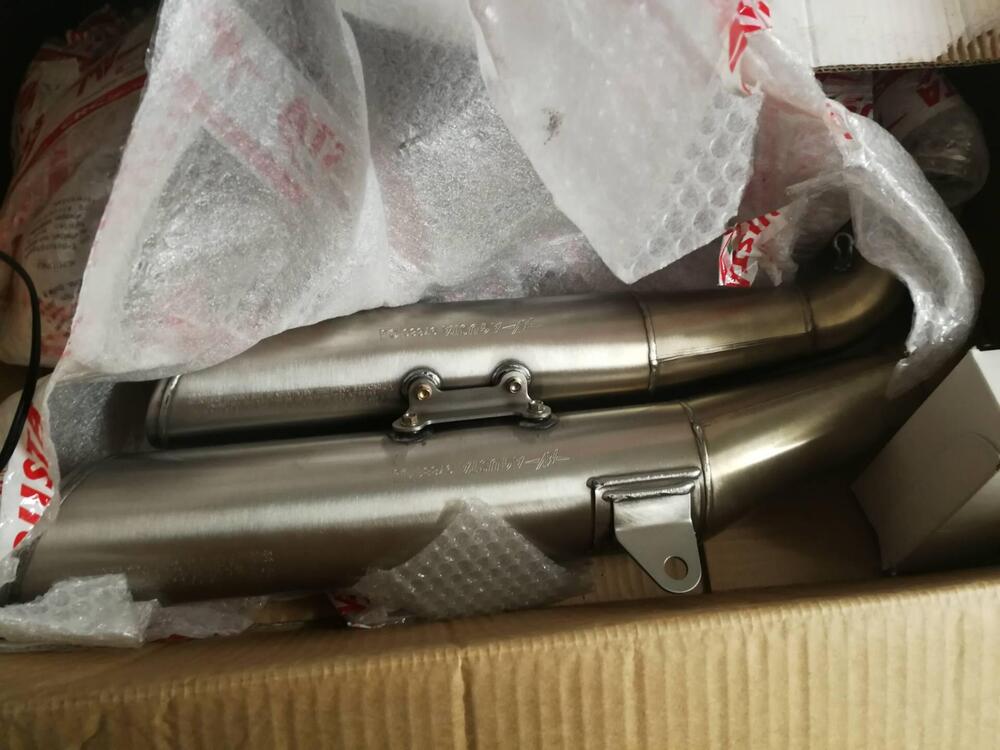 MV Agusta Brutale 910 R (2006 - 11) (10)