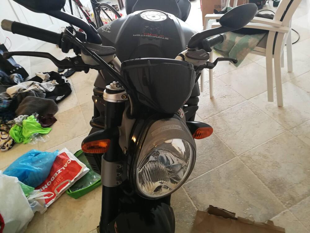 MV Agusta Brutale 910 R (2006 - 11) (12)