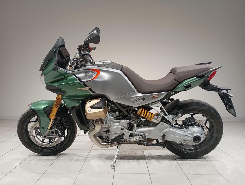 Moto Guzzi V100 Mandello S (2022 - 24) (2)