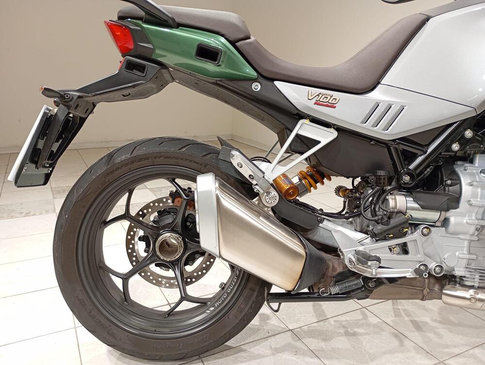 Moto Guzzi V100 Mandello S (2022 - 24) (10)
