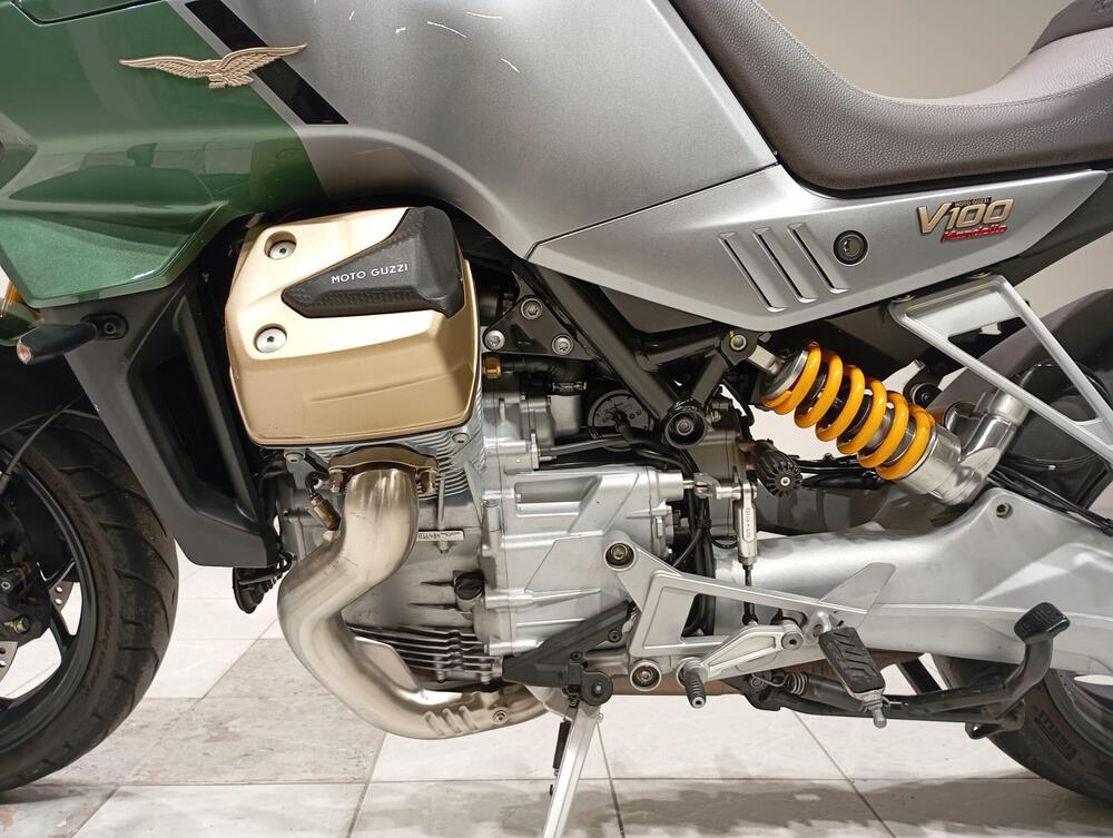 Moto Guzzi V100 Mandello S (2022 - 24) (11)
