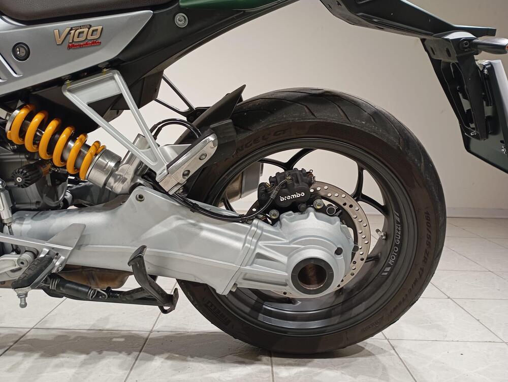 Moto Guzzi V100 Mandello S (2022 - 24) (12)