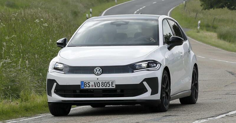 Sorpresa in Germania: avvistata per la prima volta la nuova Volkswagen ID.2 [Foto Spia]