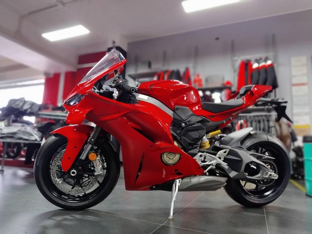 Ducati Panigale V4 (2025)