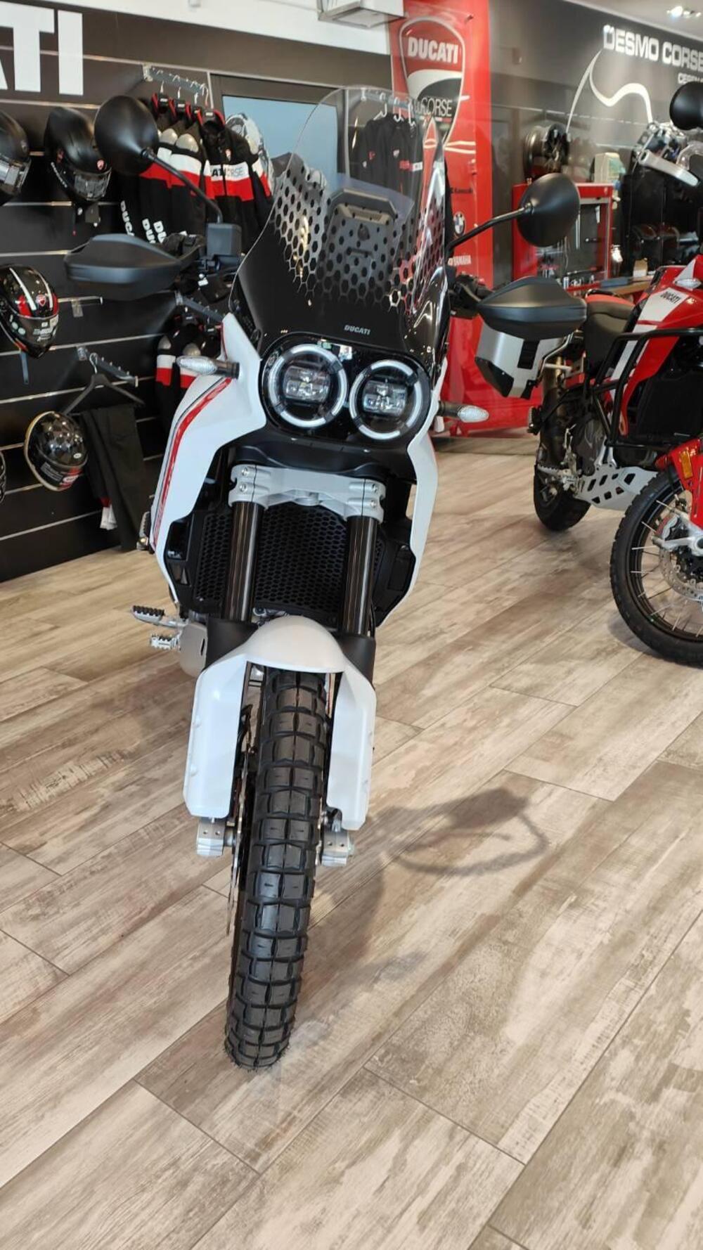 Ducati DesertX (2022 - 25) (3)