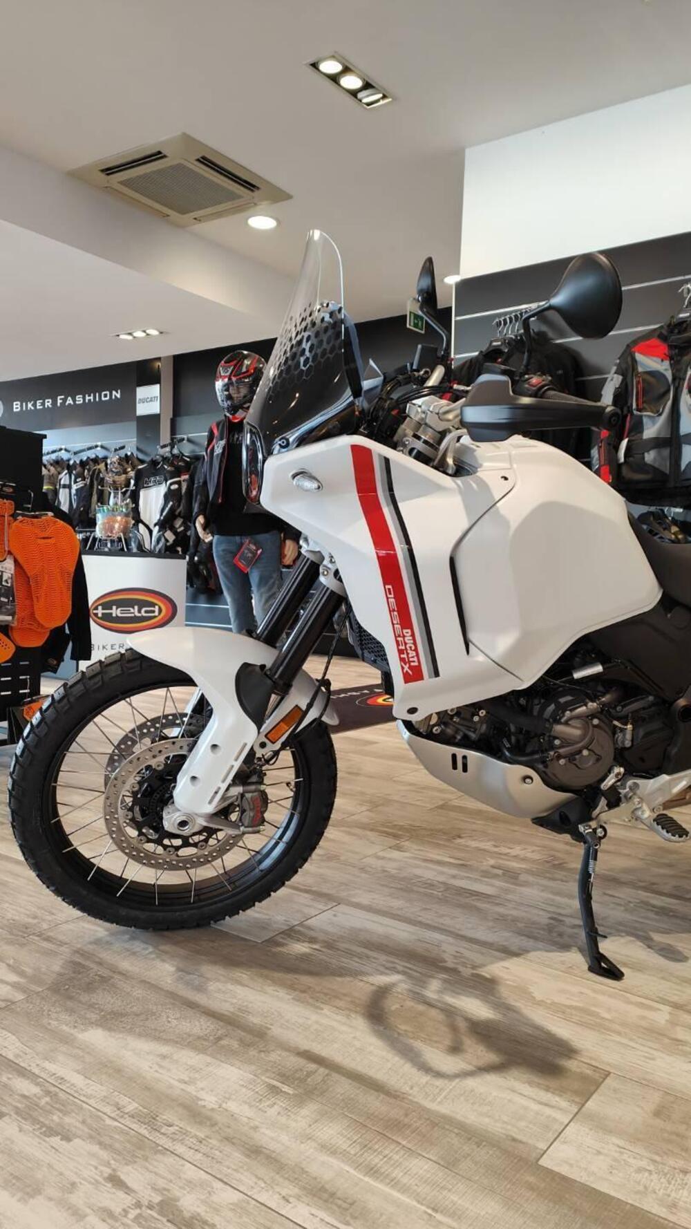 Ducati DesertX (2022 - 25) (7)