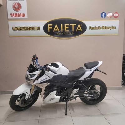Suzuki GSR 750 (2010 - 15) usata
