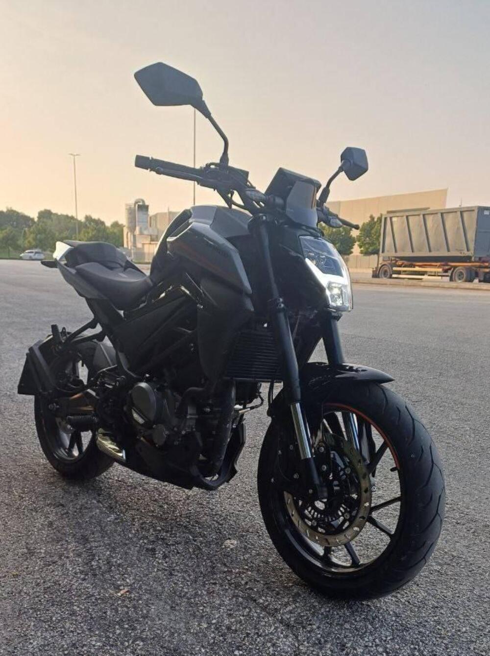 CFMOTO 300NK (2021 - 25) (2)